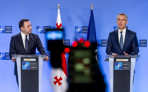 ირაკლი ღარიბაშვილისა და იენს სტოლტენბერგის შეხვედრა დღეს გაიმართება
