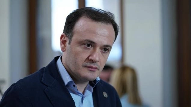 თუ ვამბობთ, რომ სუსტად არის, არ შევაწუხოთ ეს ადამიანი - ირაკლი ზარქუა მიხეილ სააკაშვილის უკრაინაში გადაყვანაზე 