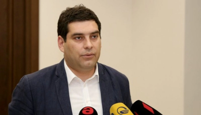 ხაბეიშვილი ფრთხილად იყოს, უკან არდახევის დროს რამეზე არ წამოეხეს და წამოეგოს - ბექა დავითულიანი