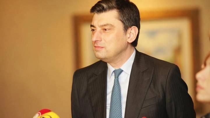 გიორგი გახარიამ პარლამენტის შენობა დატოვა