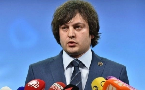 სიმულაცია, თვითდაზიანება და რაიმე ამდაგვარი ვერ გახდება სააკაშვილის საზღვარგარეთ გადაყვანის, მით უმეტეს, გათავისუფლების, შინაპატიმრობის საფუძველი - კობახიძე