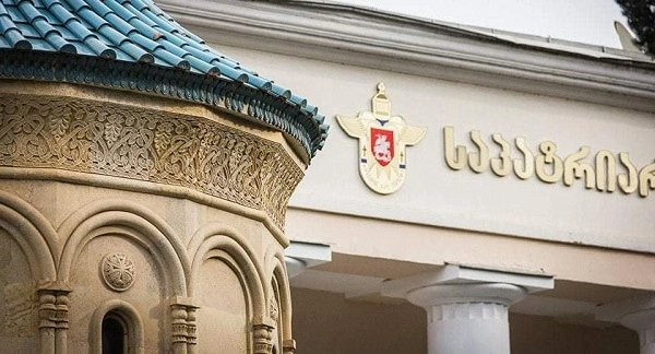 გუშინ, აქციაზე თვითნებურად მოქმედებდა სასულიერო პირი, საეკლესიო ეთიკისთვის შეუფერებელია მლოცველი ადამიანისაგან შეურაცხმყოფელი მიმართვები, გინება და ქვების სროლა - საპტრიარქო 