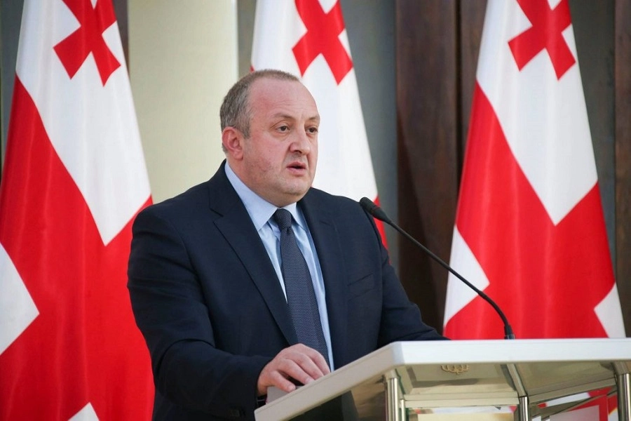 6 წელი გვესმის, რომ „ნაციონალური მოძრაობა“ არის დიდი ბოროტება, მაგრამ ამ ბოროტებების ჩამდენები კარიერულ წინსვლას განიცდიან - პრეზიდენტი