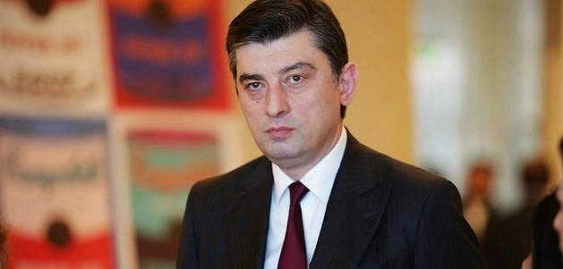 გახარია პარლამენტის წინ გამართულ აქციაზე მივიდა