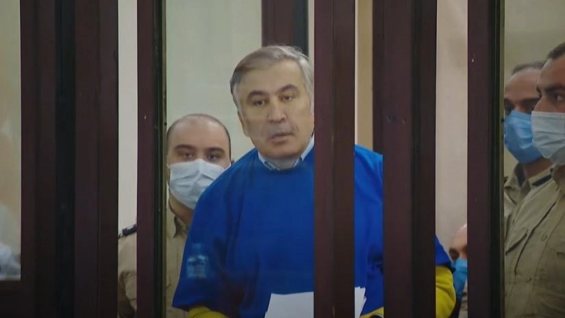 ესენი ამზადებენ ჩემ გადაცემას რუსეთისთვის, მაგრამ ჩემი თავი ჯანდაბას, სიცოცხლეს რა აზრი აქვს, თუ სამშობლო ვერ გადავარჩინეთ - სააკაშვილი