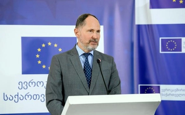 ვულოცავ საქართველოს მთავრობას ევროკომისიის ძალზე დადებითი ანგარიშის გამოქვეყნებას - პაველ ჰერჩინსკი 