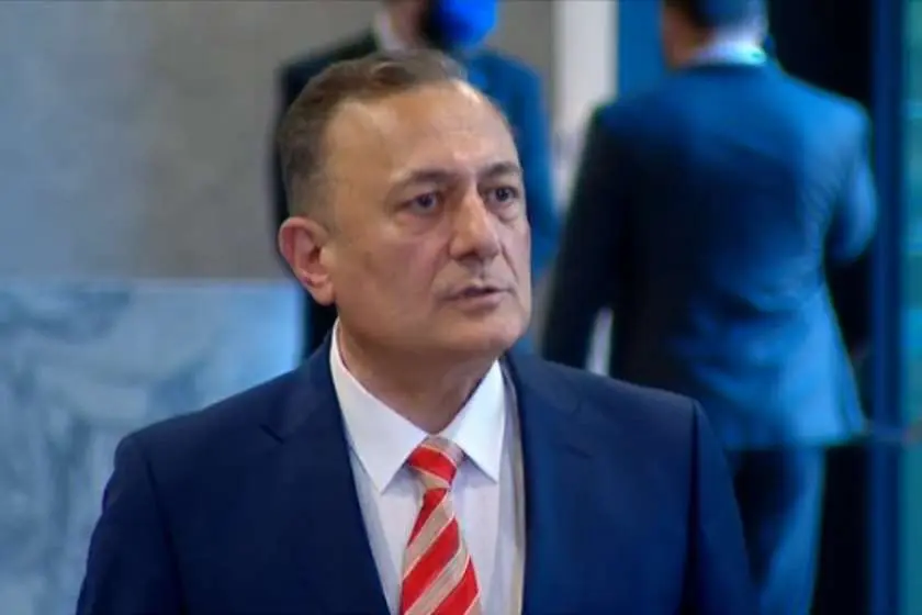 შალვა ნათელაშვილი ვლადიმერ პუტინს მიმართავს