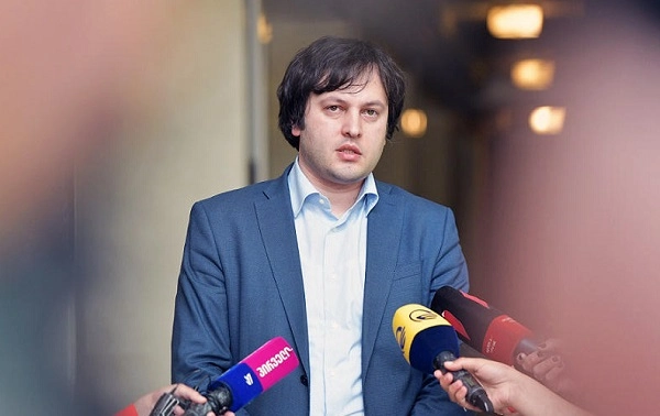 რთული იყო დღევანდელი პროვოკაციისა და შეურაცხყოფის მოთმენა, მით უმეტეს, კრიმინალის მხრიდან. საზოგადოებას ბოდიშს ვუხდი - კობახიძე