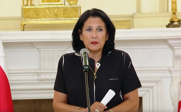 ეს რთული დღეები გაივლის და ამ ომის შემდეგ უკრაინა აღდგება უფრო ძლიერი და უფრო შემართებული - სალომე ზურაბიშვილი