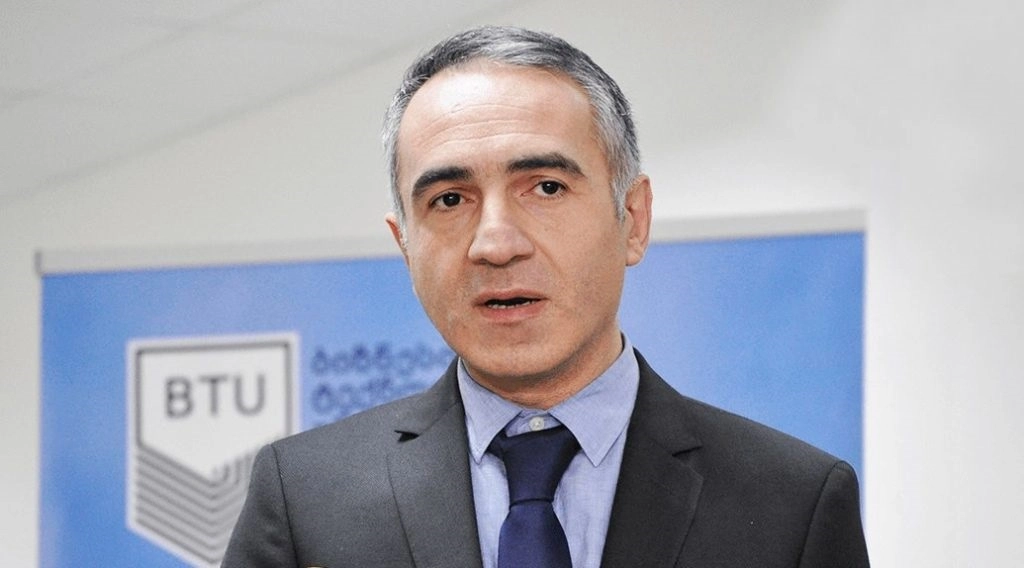 ჯვრის მონასტერთან შექმნილი ვითარება, ცივილიზებულ გარემოს არ შეეფერება - მიხეილ ბატიაშვილი