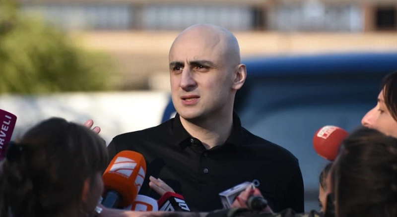 მოვაწერთ თუ არა ხელს, ეს კითხვა ჯერჯერობით არის სამართლიანად პასუხგაუცემელი და ასე ხელაღებით არასერიოზულია საუბარი - ნიკა მელია შარლ მიშელის დოკუმენტზე
