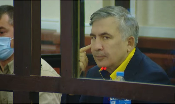 მომინახულეთ, არა როგორც პოლიტიკოსი, არამედ როგორც პაციენტი - სააკაშვილი ხუნდაძესა და სერგეენკოს მიმართავს