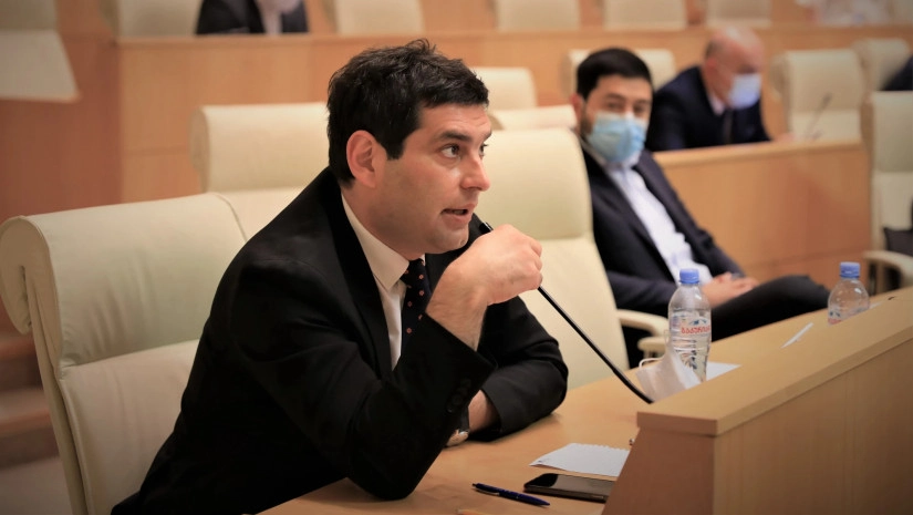 უკრაინის ხელისუფლების არც ერთ წარმომადგენელს არავინ ეკითხება საქართველოში ხელისუფლებაში ვინ იქნება - ბექა დავითულიანი