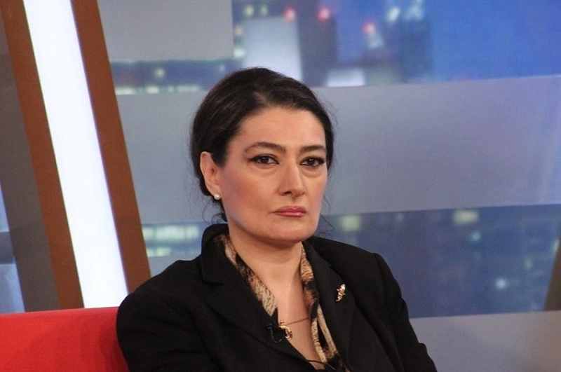 არასრულფასოვან დოკუმენტზე ისე მოაწერეთ ხელი, რომ კოლეგა ოპოზიციონერი ციხეში ჩატოვეთ - თაკო ჩარკვიანი