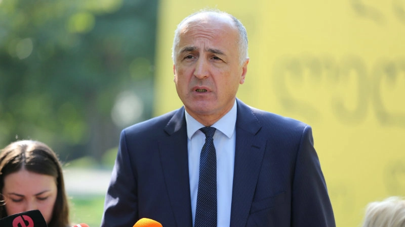 ეტყობა, „ქართული ოცნება“ აპირებს, მთავარ საკითხზე მოილაპარაკოს ოპოზიციასთან. ამ შემთხვევაში ოპოზიცია განიხილავს პარლამენტში შესვლას - ბადრი ჯაფარიძე