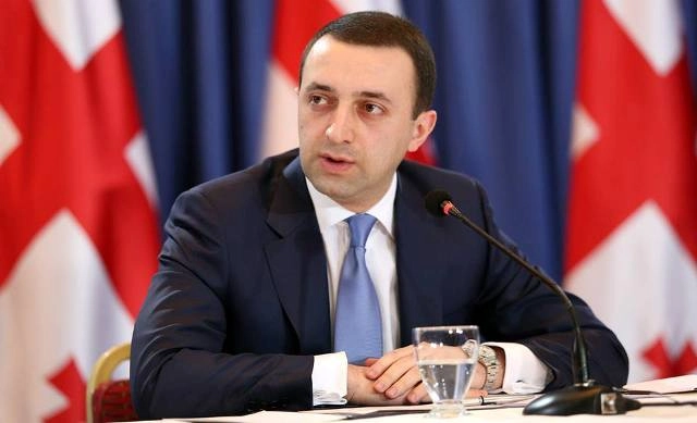 ღარიბაშვილმა ოპოზიცია და ექსპერტები ლარის კურსთან დაკავშირებით უპასუხისმგებლო განცხადებების გაკეთებაში დაადანაშაულა