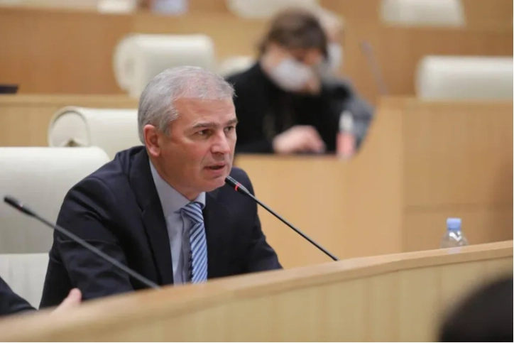  გახარიას განცხადება საქართველოში ოლიგარქიისა და კორუფციის დამარცხებაზე, არის უსინდისო პოლიტიკური განცხადება - ირაკლი ქადაგიშვილი