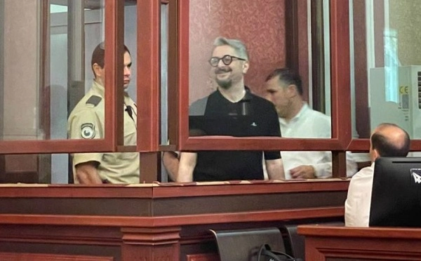 პრესის თავისუფლების დღეს მედიის წარმომადგენლები ნიკა გვარამიას სოლიდარობის აქციას მართავენ