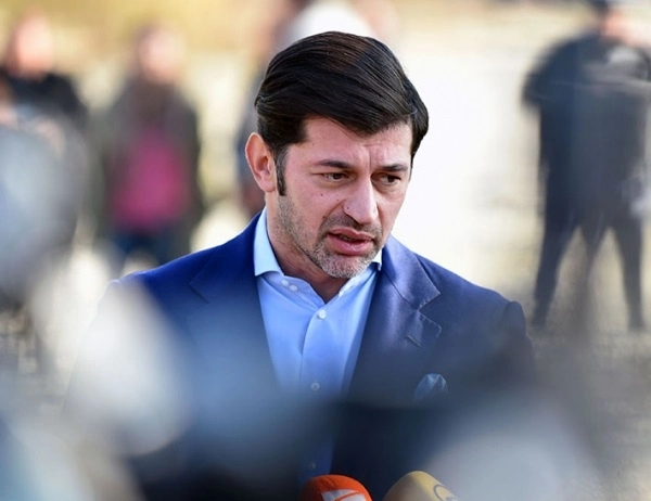 ჩვენ ყველაფერს გავაკეთებთ, რათა მეტრო არ გაჩერდეს - კახა კალაძე