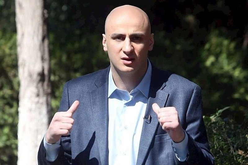 სასამართლომ ნიკა მელია 25000-ლარით დააჯარიმა და 3 წლით და 2 თვით საჯარო სამსახურში დასაქმების უფლება ჩამოართვა