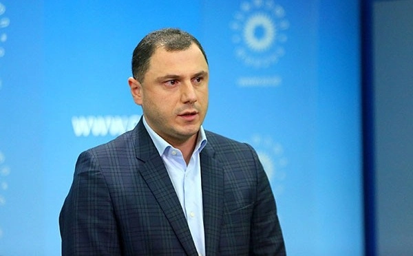 პარლამენტის განათლებისა და მეცნიერების კომიტეტის თავმჯდომარის პოსტზე, პარლამენტს გიორგი ამილახვარი წარედგინება 