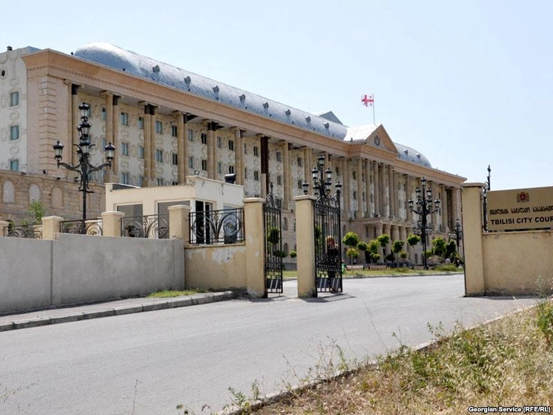 ფონიჭალის სასტიკ მკვლელობაში ბრალდებულის საქმეს ნაფიცი მსაჯულები განიხილავენ 