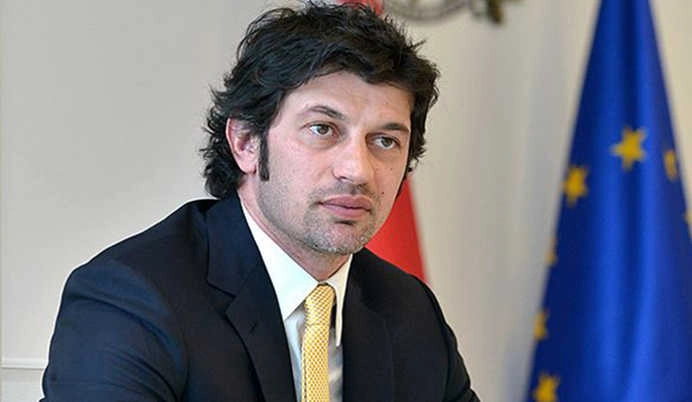თბილისში საცხოვრებელი კორპუსების სახურავებზე მზის პანელები  დამონტაჟდება
